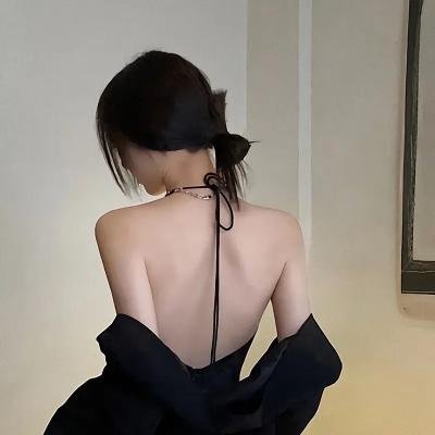 小林由美子